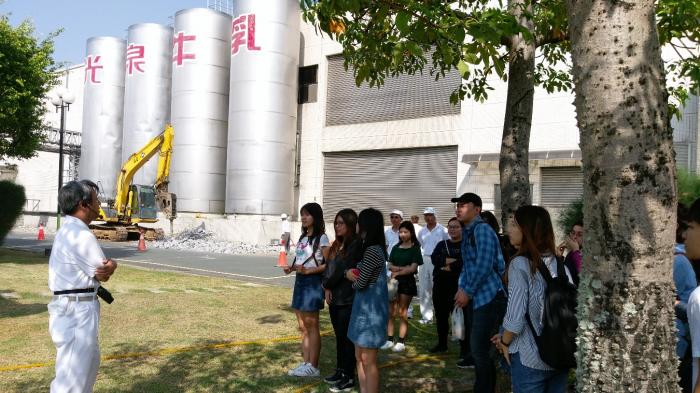 圖檔：碩士班企業參訪-光泉牧場嘉義廠(開新視窗)